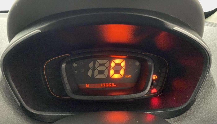 2018 Renault Kwid RXT 1.0 AMT (O), Petrol, Automatic, 17,563 km, Odometer Image