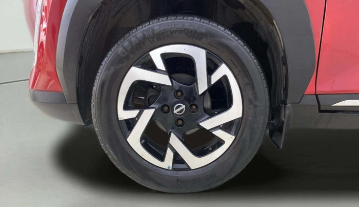 2021 Nissan MAGNITE XV PREMIUM DUAL TONE, Petrol, Manual, 27,874 km, Left Front Wheel