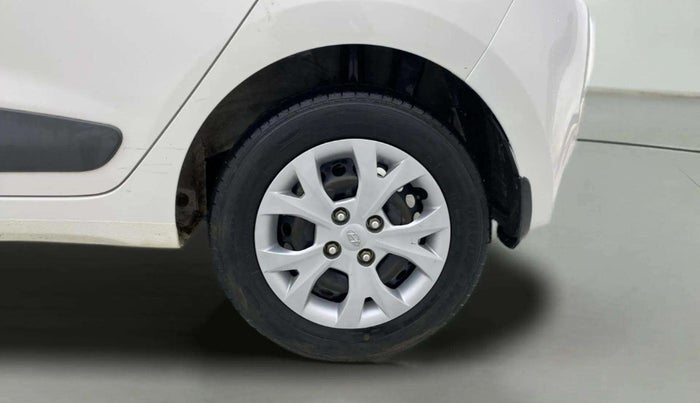 2016 Hyundai Grand i10 SPORTZ 1.2 KAPPA VTVT, Petrol, Manual, 67,555 km, Left Rear Wheel
