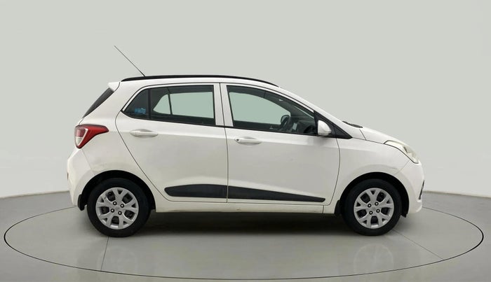 2016 Hyundai Grand i10 SPORTZ 1.2 KAPPA VTVT, Petrol, Manual, 67,555 km, Right Side View