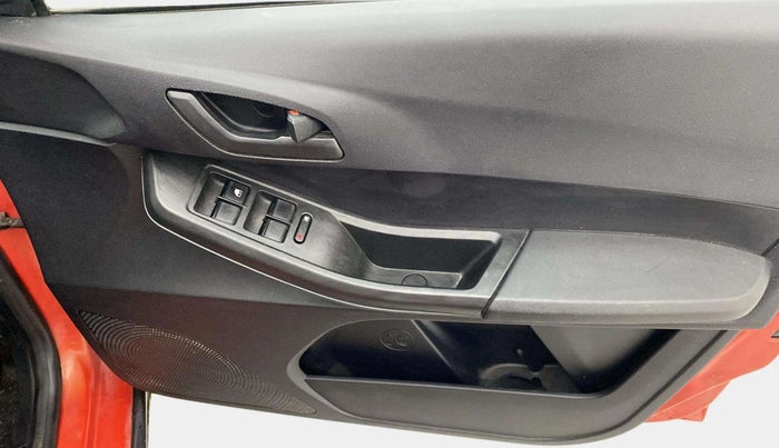 2022 Tata TIAGO NRG XZ MT, Petrol, Manual, 10,893 km, Driver Side Door Panels Control