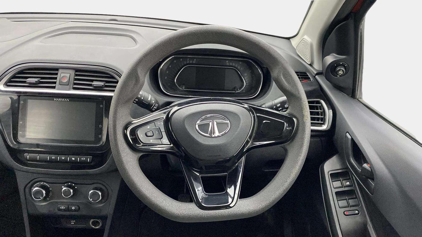 2022 Tata TIAGO NRG XZ MT, Petrol, Manual, 10,893 km, Steering Wheel Close Up