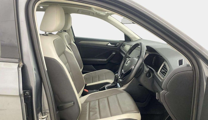 2021 Volkswagen T-ROC 1.5 TSI AT, Petrol, Automatic, 77,848 km, Right Side Front Door Cabin