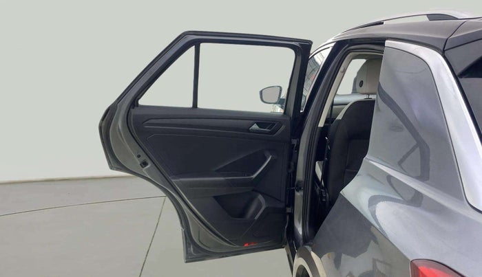 2021 Volkswagen T-ROC 1.5 TSI AT, Petrol, Automatic, 77,848 km, LHS Rear Door