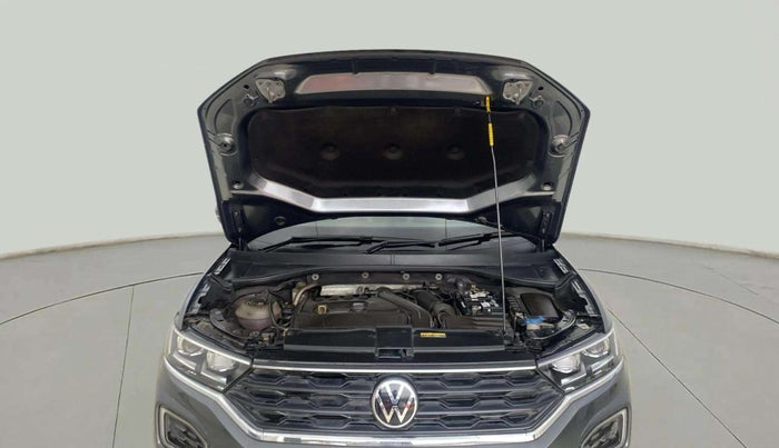 2021 Volkswagen T-ROC 1.5 TSI AT, Petrol, Automatic, 77,848 km, Open Bonet