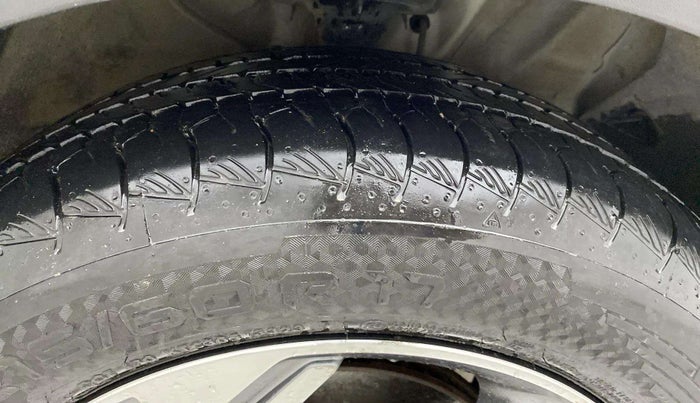 2018 Hyundai Creta SX (O) 1.6 PETROL, Petrol, Manual, 72,351 km, Right Front Tyre Tread
