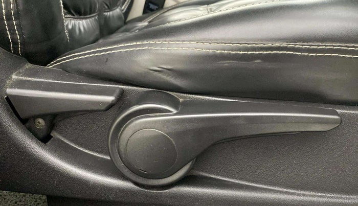 2021 Tata NEXON XZ PLUS PETROL, Petrol, Manual, 73,787 km, Driver Side Adjustment Panel
