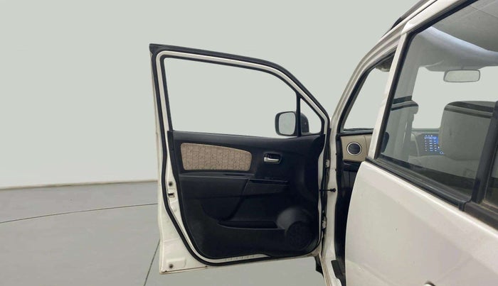 2017 Maruti Wagon R 1.0 VXI, CNG, Manual, 54,777 km, LHS Front Door