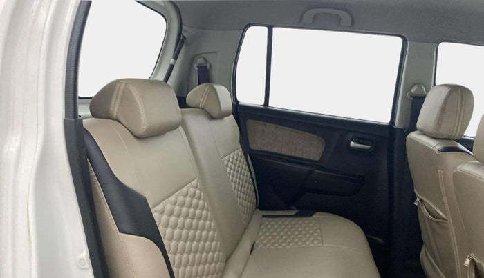 2017 Maruti Wagon R 1.0 VXI, CNG, Manual, 54,777 km, Right Side Rear Door Cabin