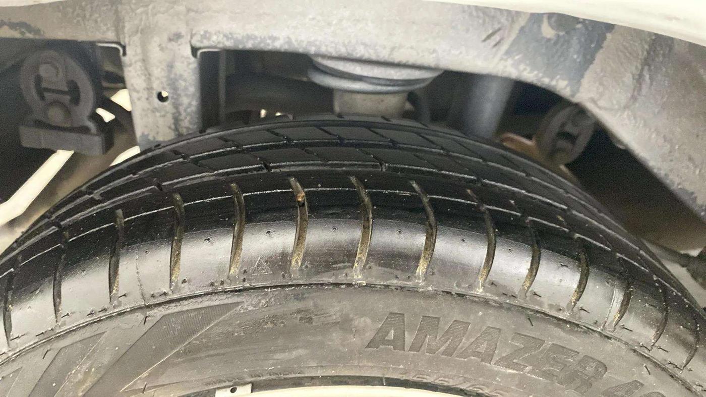 2013 Maruti Alto K10 VXI, Petrol, Manual, 68,441 km, Right Rear Tyre Tread