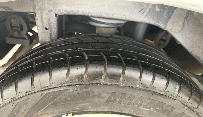 2013 Maruti Alto K10 VXI, Petrol, Manual, 68,441 km, Right Rear Tyre Tread