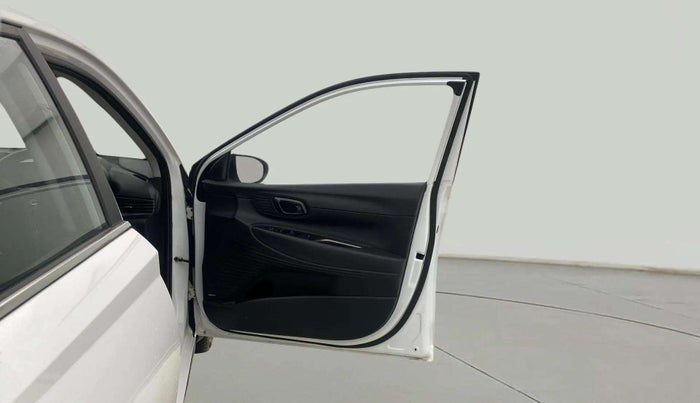 2021 Hyundai NEW I20 ASTA 1.2 AT, Petrol, Automatic, 15,319 km, RHS Front Door