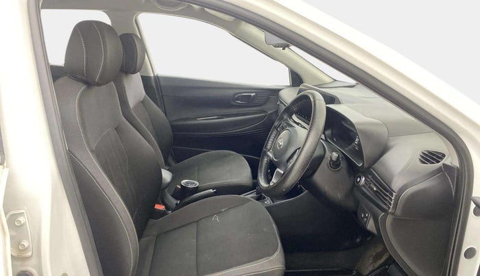 2021 Hyundai NEW I20 ASTA 1.2 AT, Petrol, Automatic, 15,319 km, Right Side Front Door Cabin