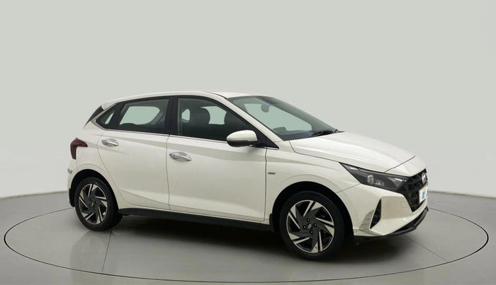 2021 Hyundai NEW I20 ASTA 1.2 AT, Petrol, Automatic, 15,319 km, Right Front Diagonal