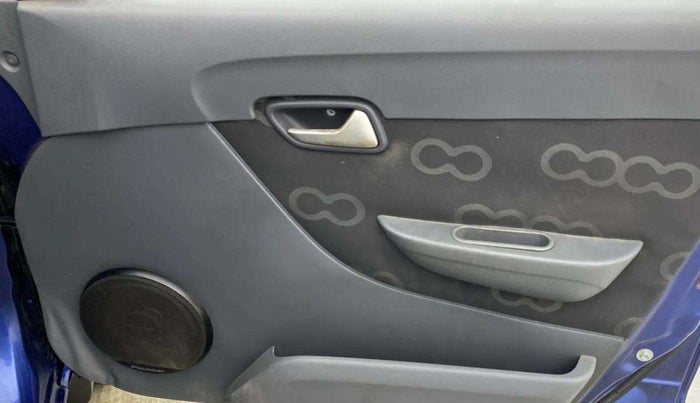 2014 Maruti Alto 800 LXI, Petrol, Manual, 54,682 km, Driver Side Door Panels Control
