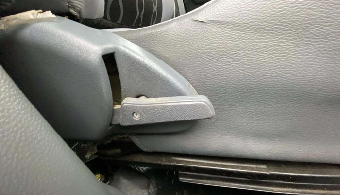 2014 Maruti Alto 800 LXI, Petrol, Manual, 54,682 km, Driver Side Adjustment Panel