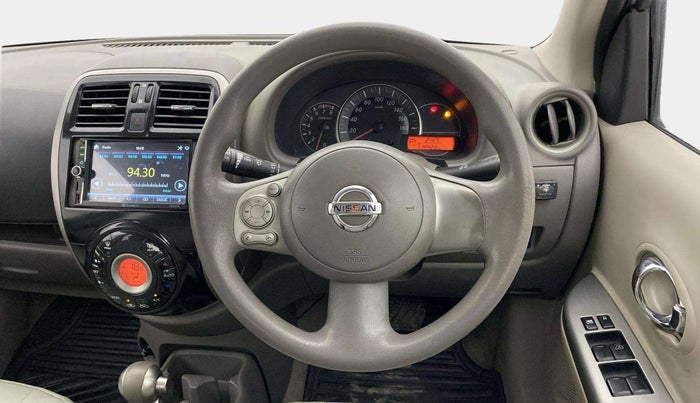2015 Nissan Micra XV CVT, CNG, Automatic, 1,19,378 km, Steering Wheel Close Up