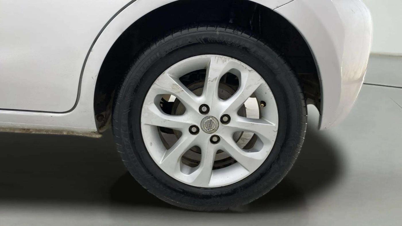 2015 Nissan Micra XV CVT, CNG, Automatic, 1,19,378 km, Left Rear Wheel