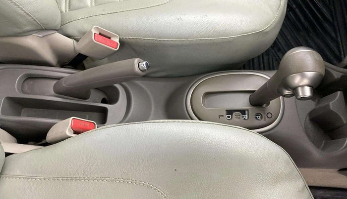2015 Nissan Micra XV CVT, CNG, Automatic, 1,19,378 km, Gear Lever