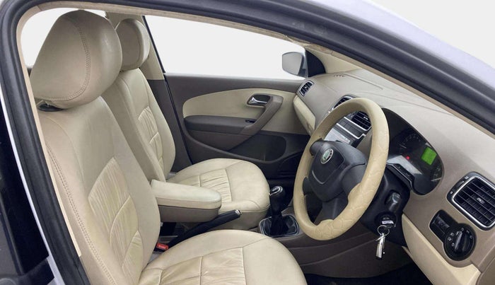 2012 Skoda Rapid AMBITION 1.6 TDI CR MT, Diesel, Manual, 50,085 km, Right Side Front Door Cabin