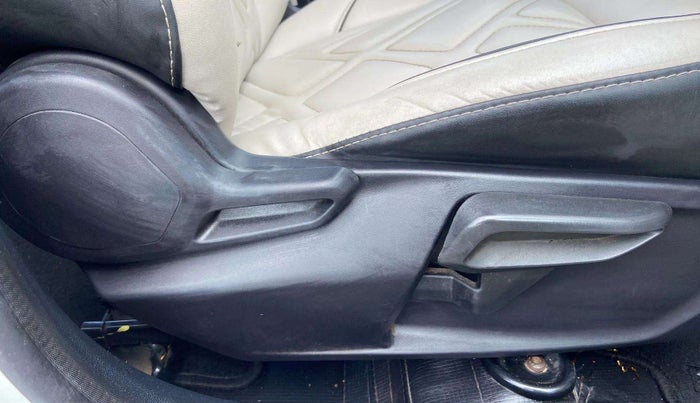 2022 Tata TIGOR XZ PLUS CNG, CNG, Manual, 64,131 km, Driver Side Adjustment Panel