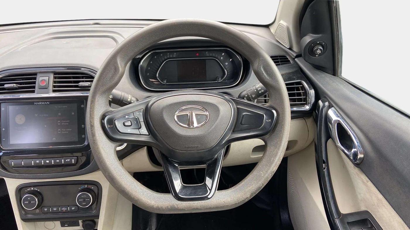 2022 Tata TIGOR XZ PLUS CNG, CNG, Manual, 64,479 km, Steering Wheel Close Up