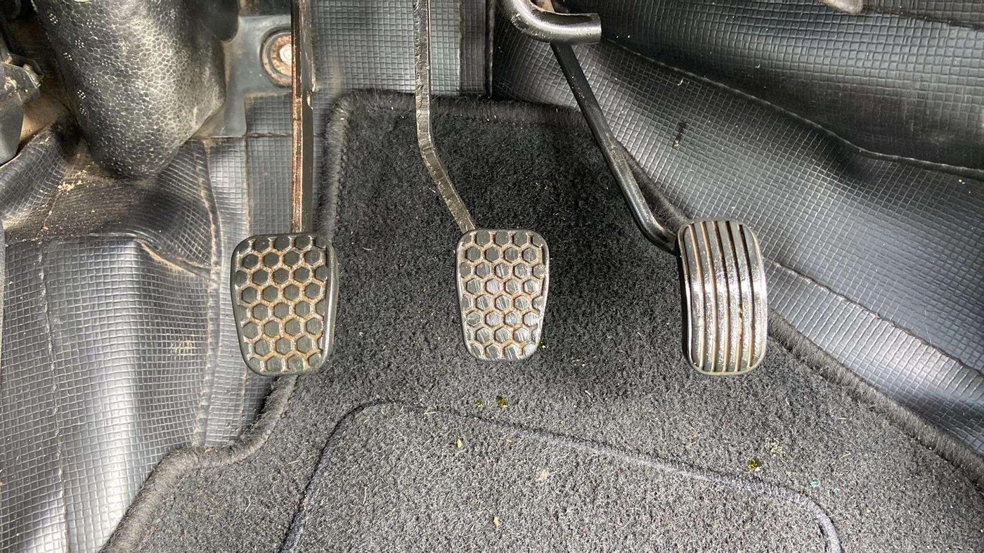 2022 Tata TIGOR XZ PLUS CNG, CNG, Manual, 64,479 km, Pedals
