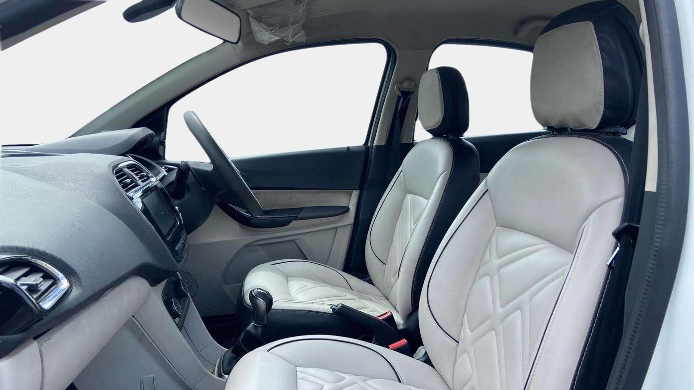 2022 Tata TIGOR XZ PLUS CNG, CNG, Manual, 64,479 km, Right Side Front Door Cabin