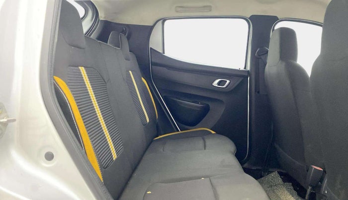 2023 Renault Kwid CLIMBER AMT 1.0, Petrol, Automatic, 10,259 km, Right Side Rear Door Cabin