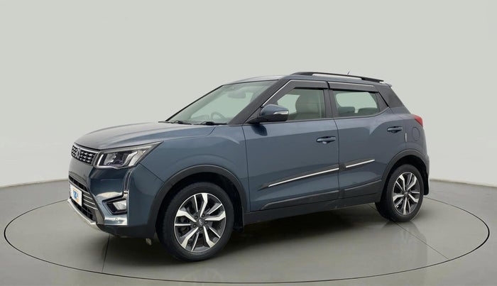 2021 Mahindra XUV300 W8 (O) 1.5 DIESEL, Diesel, Manual, 65,014 km, Left Front Diagonal