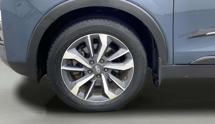 2021 Mahindra XUV300 W8 (O) 1.5 DIESEL, Diesel, Manual, 65,014 km, Left Front Wheel