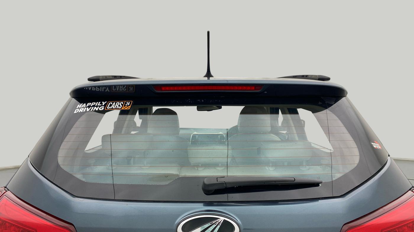 2021 Mahindra XUV300 W8 (O) 1.5 DIESEL, Diesel, Manual, 65,014 km, Rear Windshield