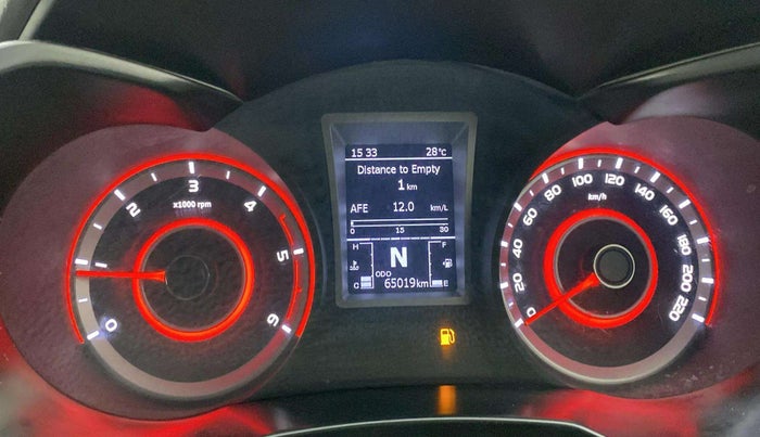 2021 Mahindra XUV300 W8 (O) 1.5 DIESEL, Diesel, Manual, 65,014 km, Odometer Image