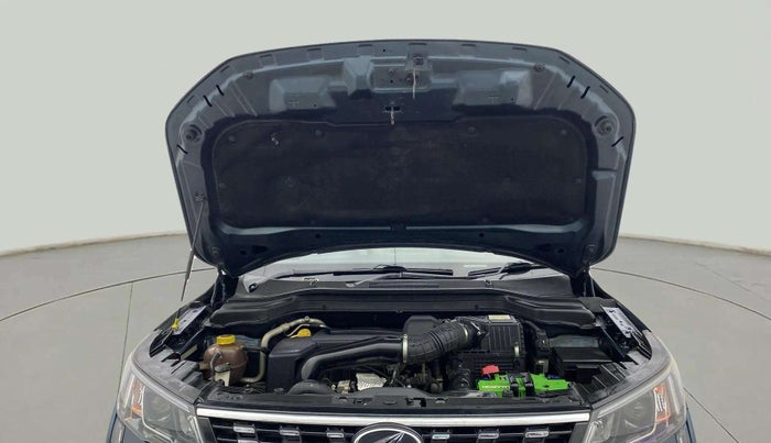 2021 Mahindra XUV300 W8 (O) 1.5 DIESEL, Diesel, Manual, 65,014 km, Open Bonet