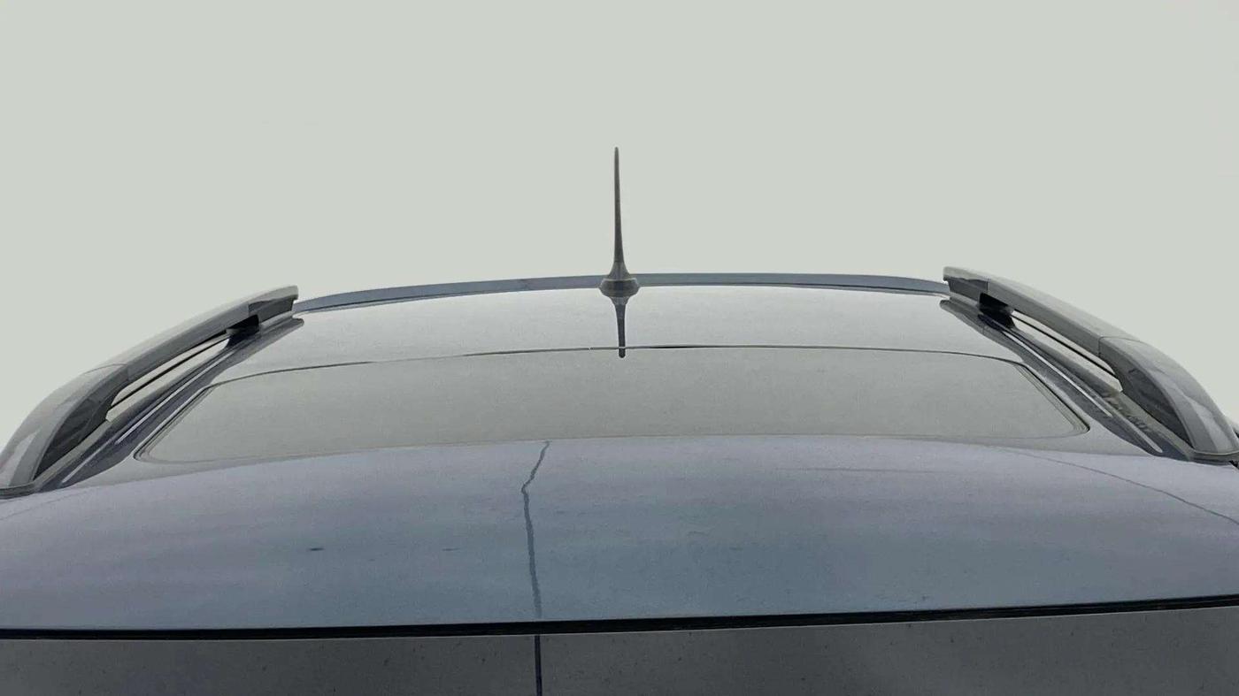 2021 Mahindra XUV300 W8 (O) 1.5 DIESEL, Diesel, Manual, 65,014 km, Moonroof/ Sunroof