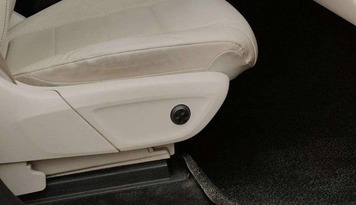 2021 Mercedes Benz GLS 400D 4MATIC , Diesel, Automatic, 49,987 km, Driver Side Adjustment Panel