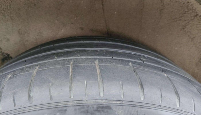 2021 Mercedes Benz GLS 400D 4MATIC , Diesel, Automatic, 49,987 km, Left Rear Tyre Tread