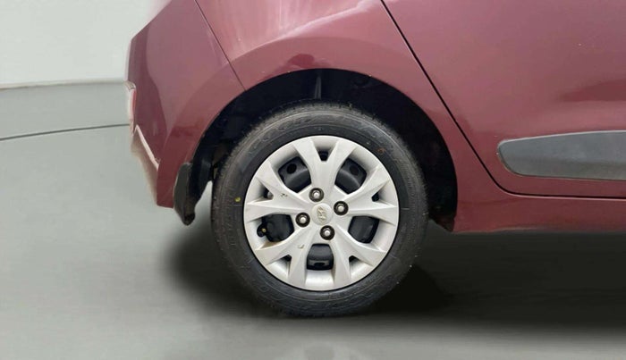 2015 Hyundai Grand i10 SPORTZ 1.2 KAPPA VTVT, Petrol, Manual, 20,707 km, Right Rear Wheel