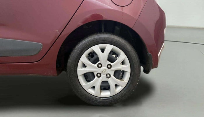 2015 Hyundai Grand i10 SPORTZ 1.2 KAPPA VTVT, Petrol, Manual, 20,707 km, Left Rear Wheel