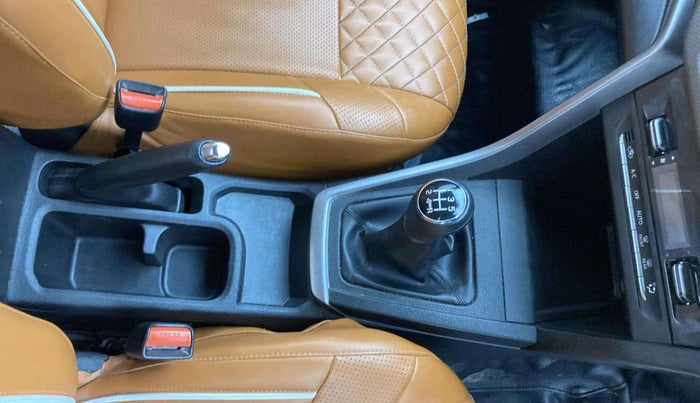 2023 Maruti BREZZA ZXI SMART HYBRID , Petrol, Manual, 42,821 km, Gear Lever
