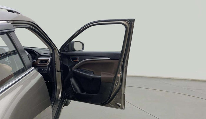 2023 Maruti BREZZA ZXI SMART HYBRID , Petrol, Manual, 42,821 km, RHS Front Door