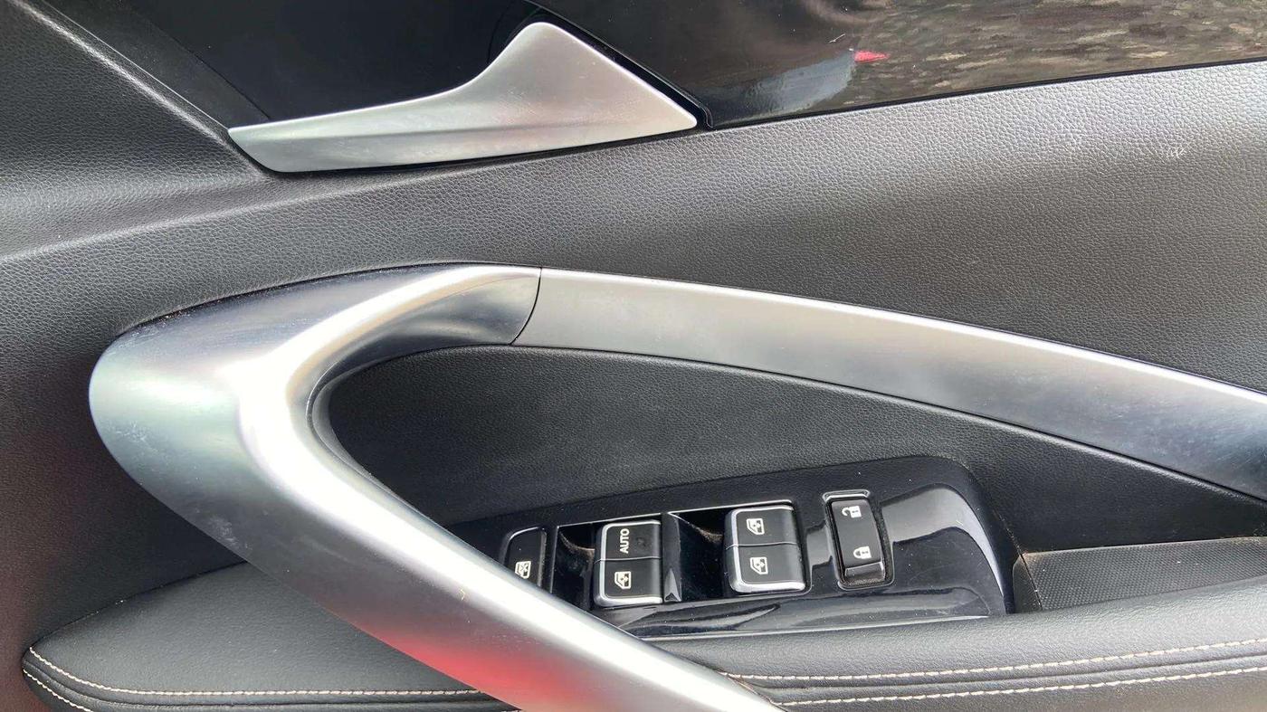 2020 MG HECTOR SHARP 1.5 DCT PETROL, Petrol, Automatic, 16,551 km, Driver Side Door Panels Control