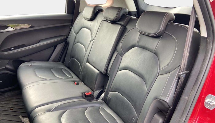 2020 MG HECTOR SHARP 1.5 DCT PETROL, Petrol, Automatic, 16,538 km, Right Side Rear Door Cabin