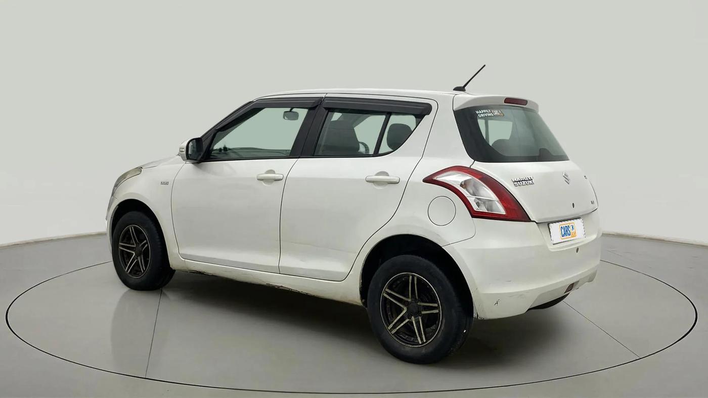 2017 Maruti Swift VDI (O), Diesel, Manual, 1,56,813 km, Left Back Diagonal