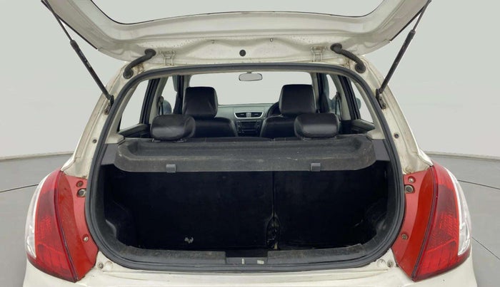 2017 Maruti Swift VDI (O), Diesel, Manual, 1,56,813 km, Boot Open Zoomed View