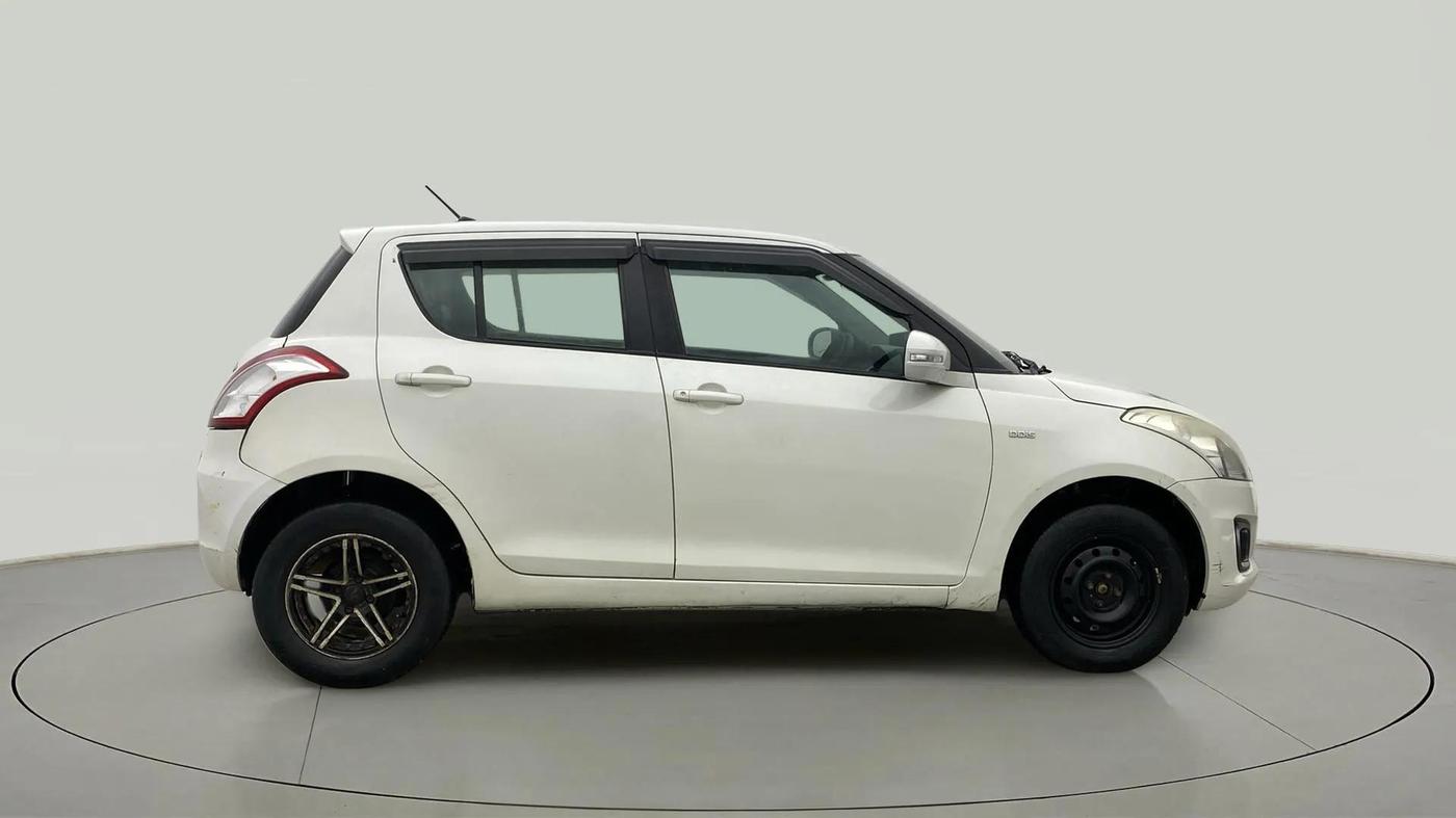2017 Maruti Swift VDI (O), Diesel, Manual, 1,56,813 km, Right Side View