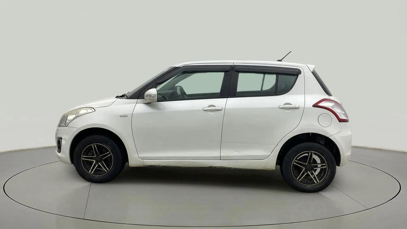 2017 Maruti Swift VDI (O), Diesel, Manual, 1,56,813 km, Left Side