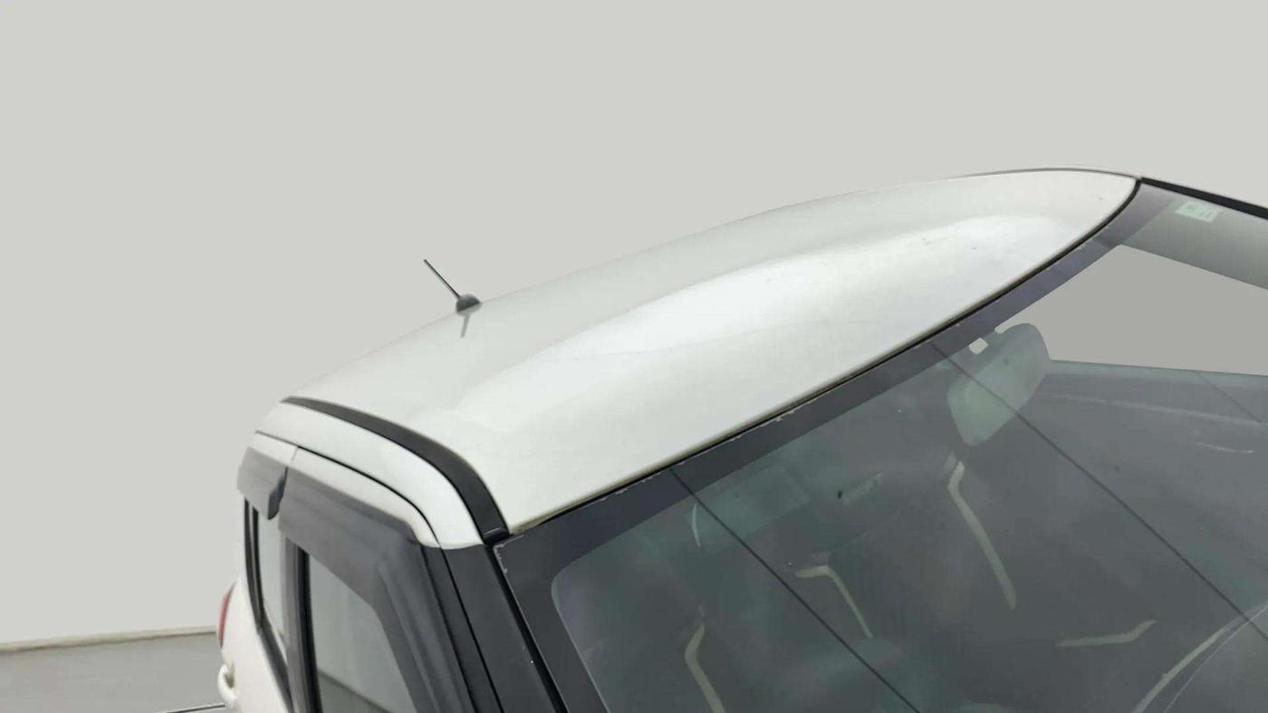 2017 Maruti Swift VDI (O), Diesel, Manual, 1,56,813 km, Roof
