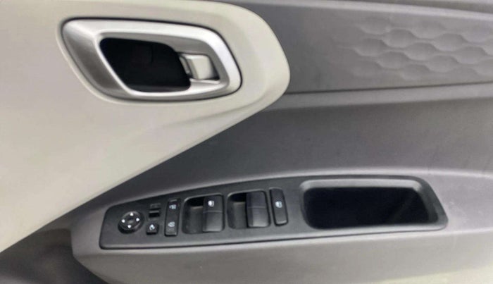 2020 Hyundai GRAND I10 NIOS SPORTZ 1.2 KAPPA VTVT, Petrol, Manual, 25,840 km, Driver Side Door Panels Control
