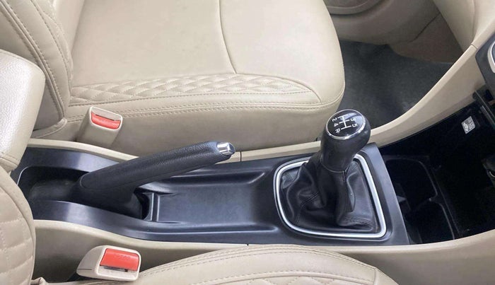 2018 Maruti Ciaz DELTA 1.4 MT PETROL, Petrol, Manual, 38,626 km, Gear Lever
